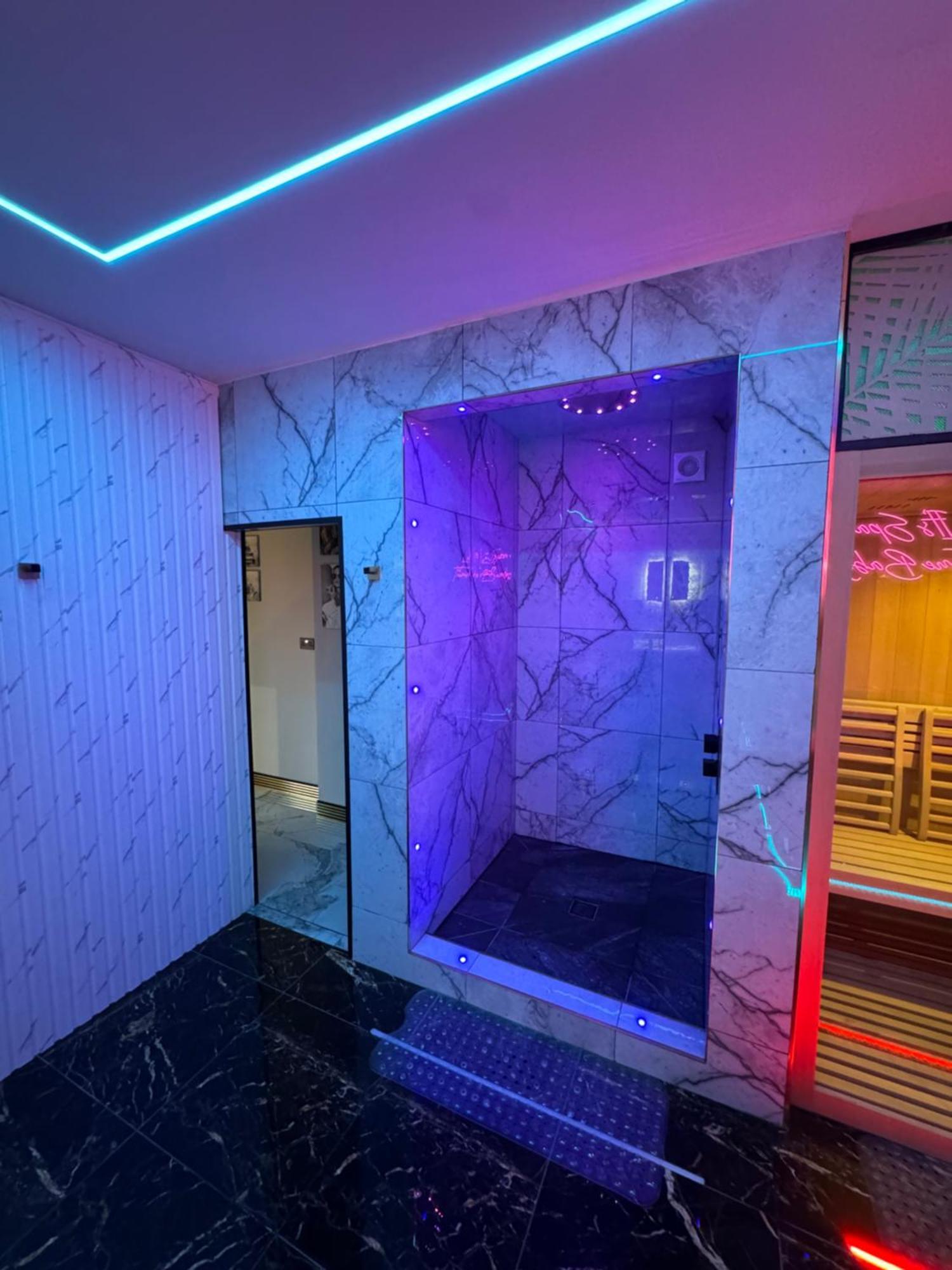 Highfield Private Spa Apartment Μπράντφορντ Εξωτερικό φωτογραφία