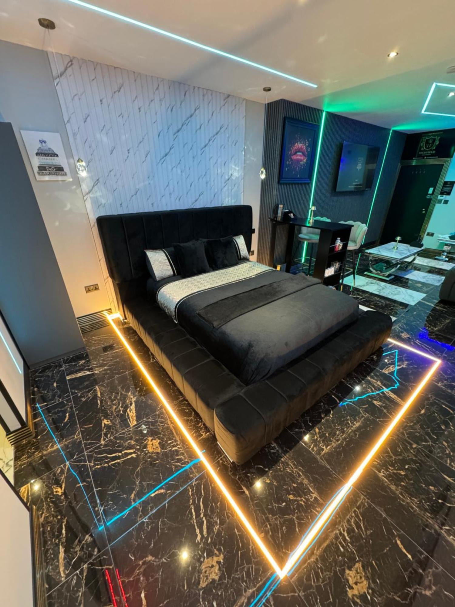 Highfield Private Spa Apartment Μπράντφορντ Εξωτερικό φωτογραφία